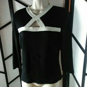 Cyrus Women's Black White Knit Tunic Top Size S